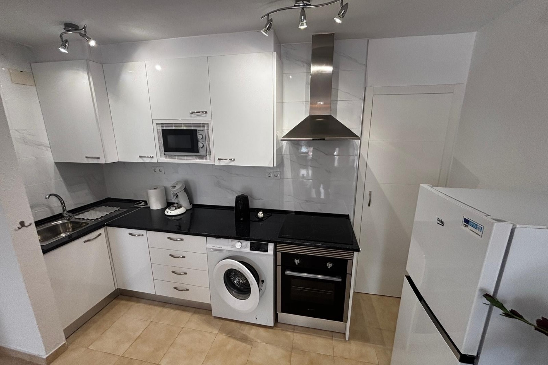 1 Bed, 1 Bath, ApartmentFor Sale, Torrevieja, Alicante 1 Bed, 1 Bath, ApartmentFor Sale, Torrevieja, Alicante