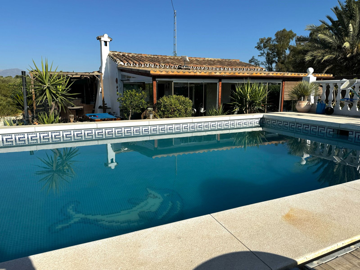 2 Bed, 1 Bath, HouseFor Sale, Alhaurin el Grande, Malaga