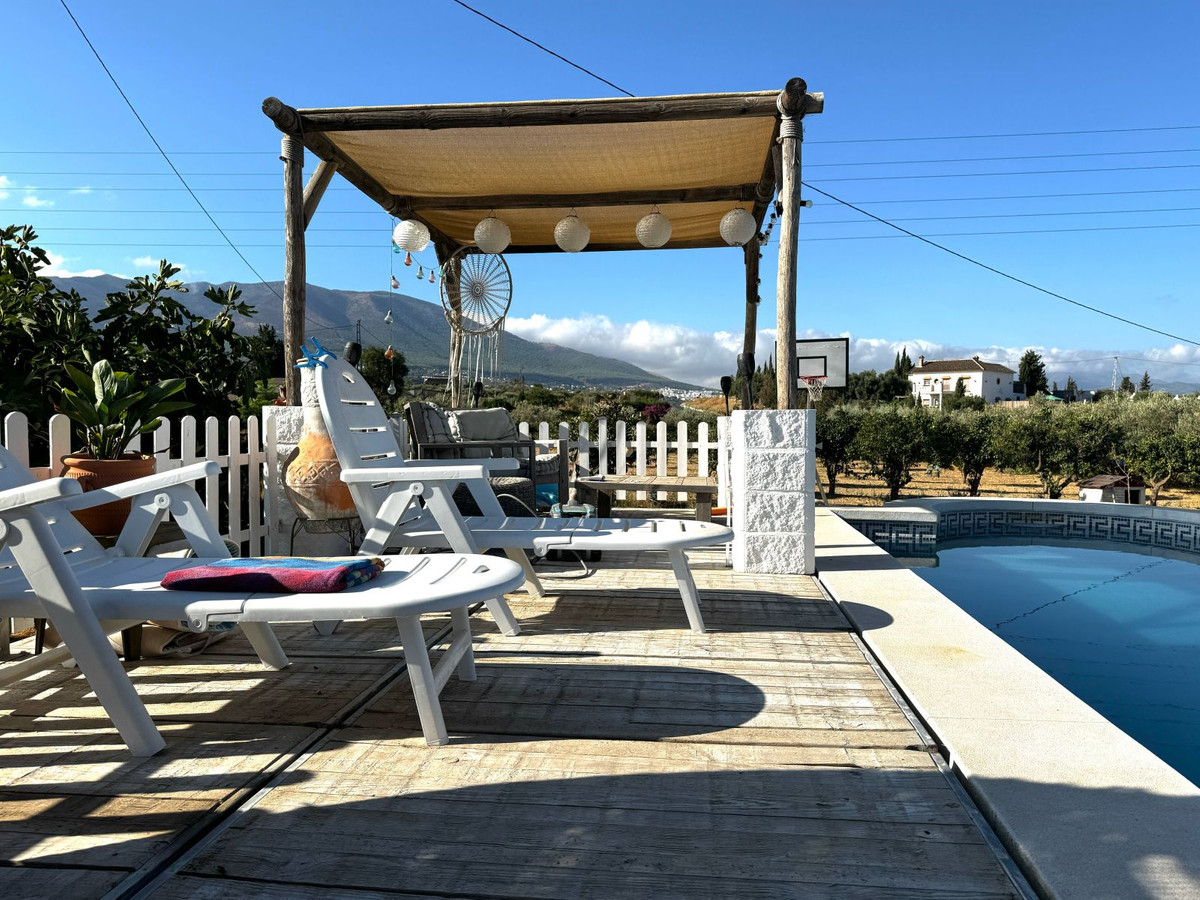 2 Bed, 1 Bath, HouseFor Sale, Alhaurin el Grande, Malaga