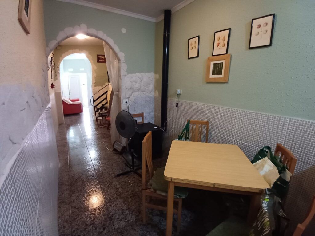 1 Bed, 2 Bath, HouseFor Sale, Oliva, Valencia, 46780