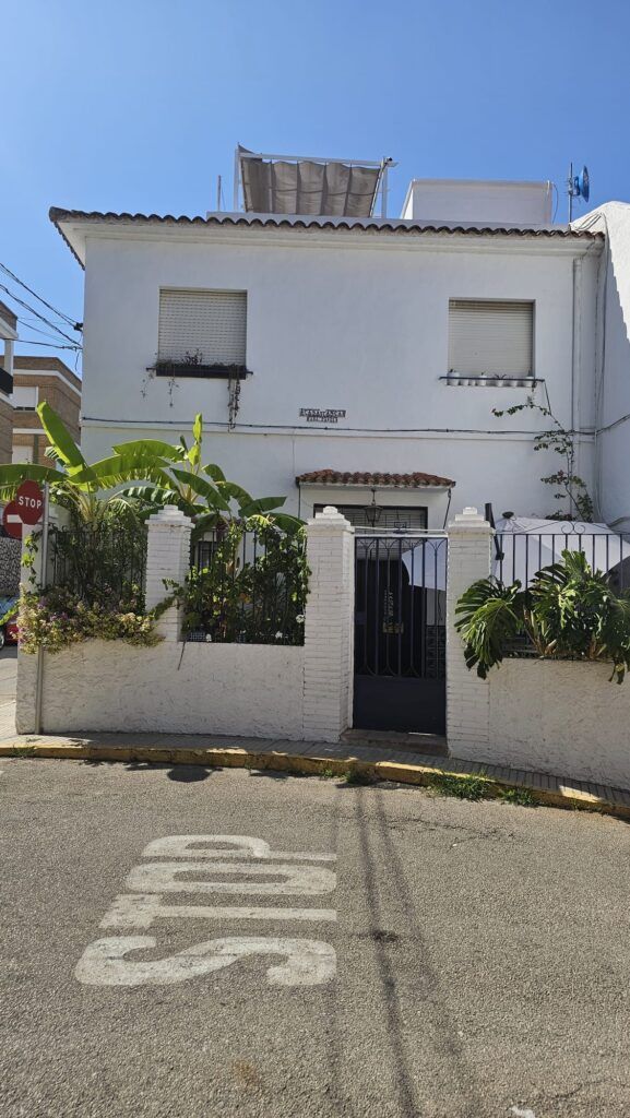 5 Bed, 2 Bath, HouseFor Sale, Oliva, Valencia, 46780
