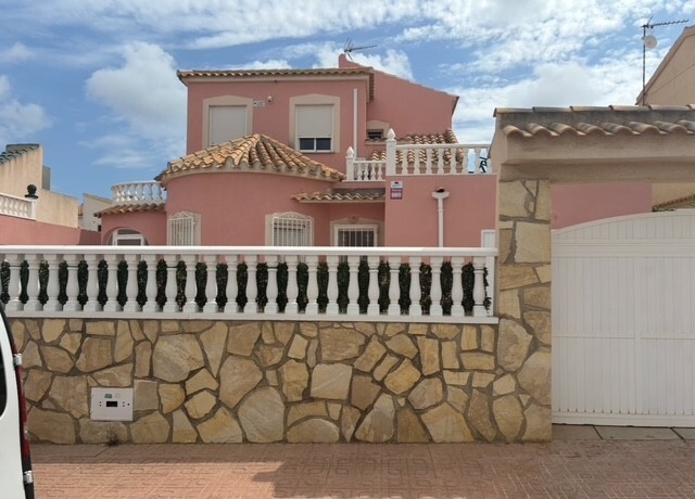 5 Bed, 2 Bath, HouseFor Sale, Playa Flamenca, Alicante, 03189 5 Bed, 2 Bath, HouseFor Sale, Playa Flamenca, Alicante, 03189