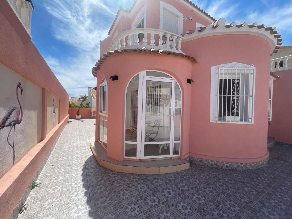 5 Bed, 2 Bath, HouseFor Sale, Playa Flamenca, Alicante, 03189 5 Bed, 2 Bath, HouseFor Sale, Playa Flamenca, Alicante, 03189