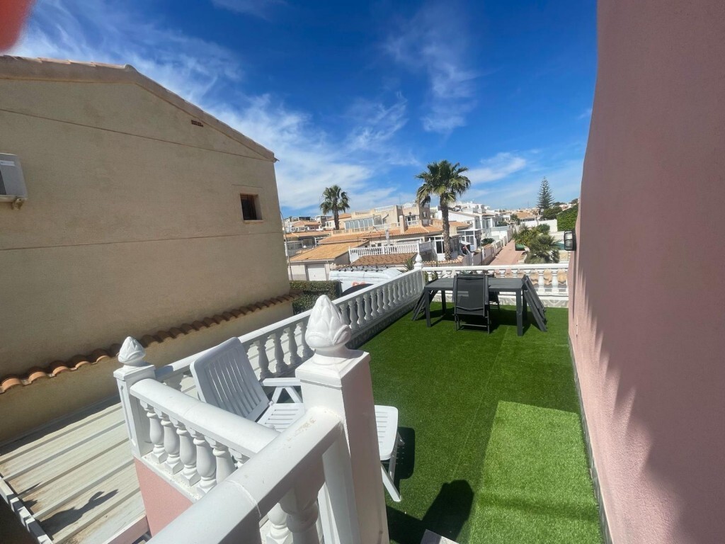 5 Bed, 2 Bath, HouseFor Sale, Playa Flamenca, Alicante, 03189 5 Bed, 2 Bath, HouseFor Sale, Playa Flamenca, Alicante, 03189