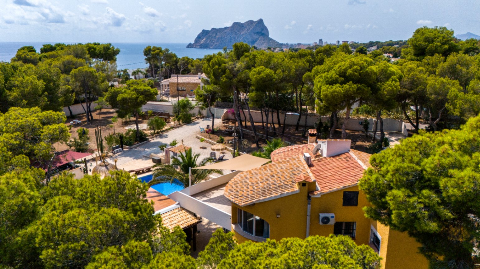 4 Bed, 2 Bath, HouseFor Sale, Benissa, Alicante