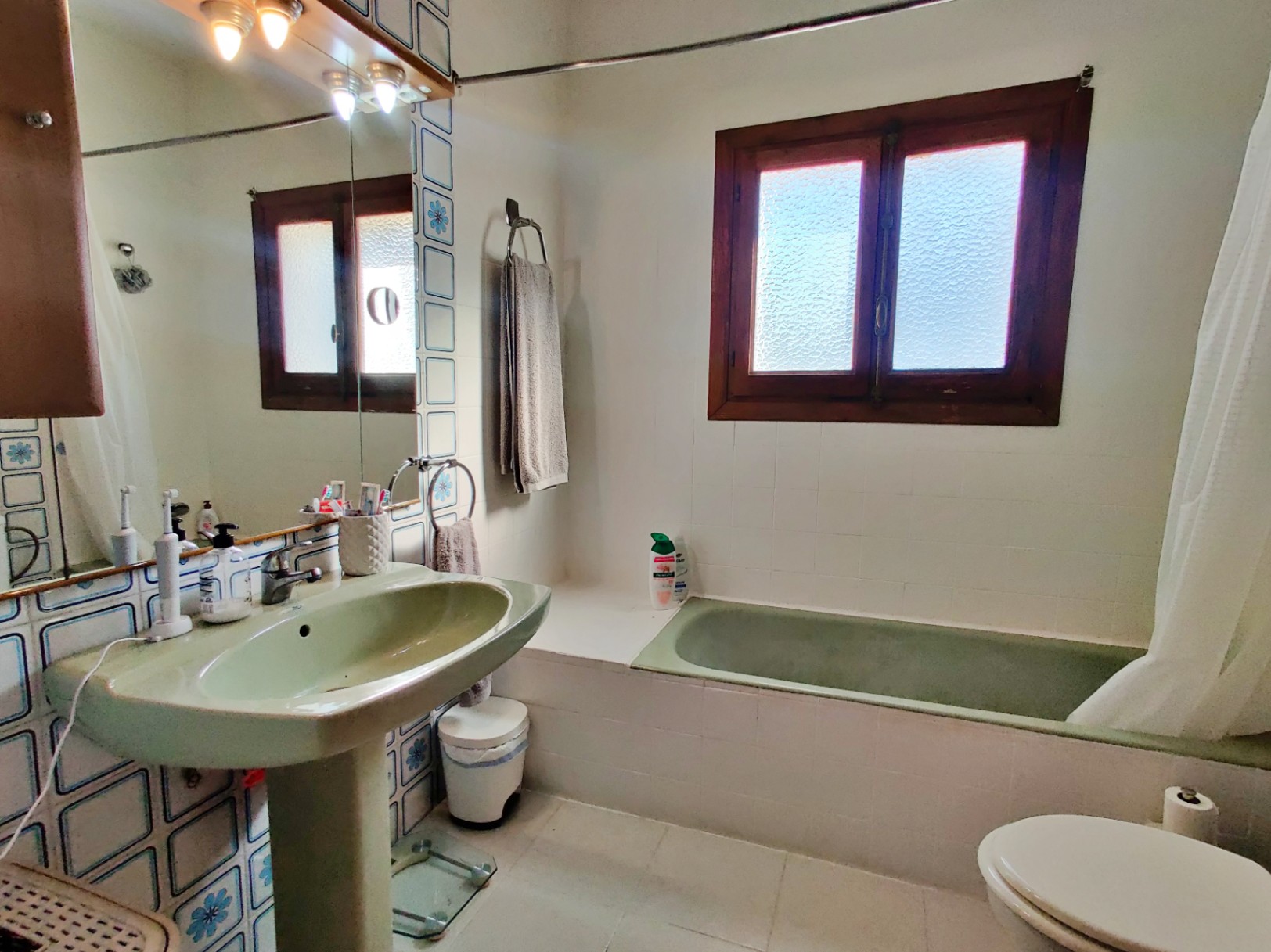 4 Bed, 2 Bath, HouseFor Sale, Calpe, Alicante