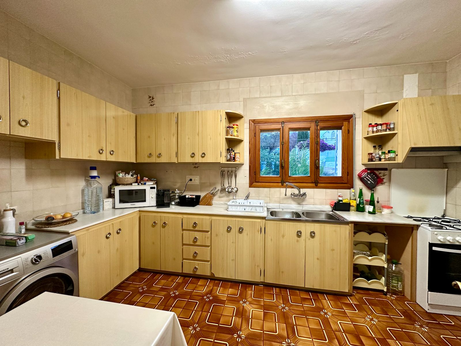 4 Bed, 2 Bath, HouseFor Sale, Calpe, Alicante