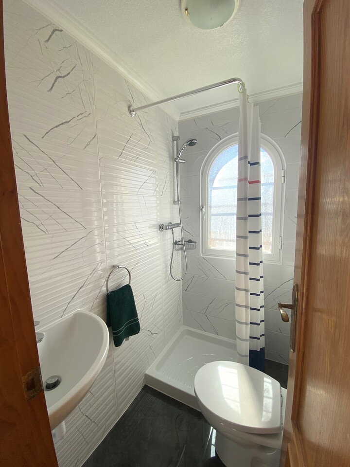 5 Bed, 3 Bath, HouseFor Sale, La Zenia, Alicante, 03189