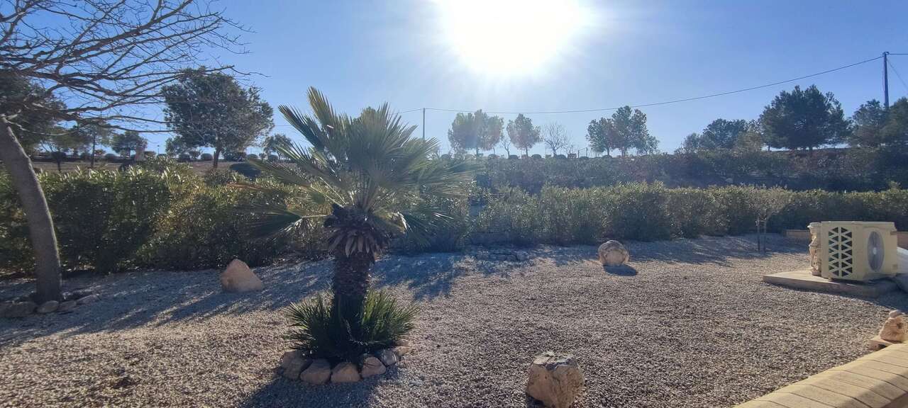 3 Bed, 2 Bath, HouseFor Sale, Pinoso, Alicante, 03650