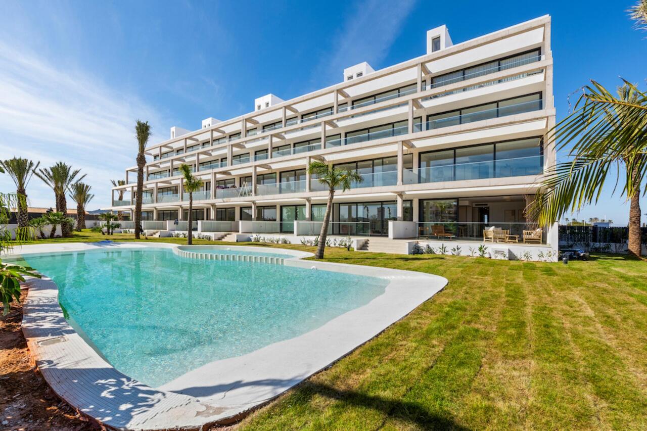 2 Bed, 2 Bath, ApartmentFor Sale, Mar De Cristal, Murcia, 30384