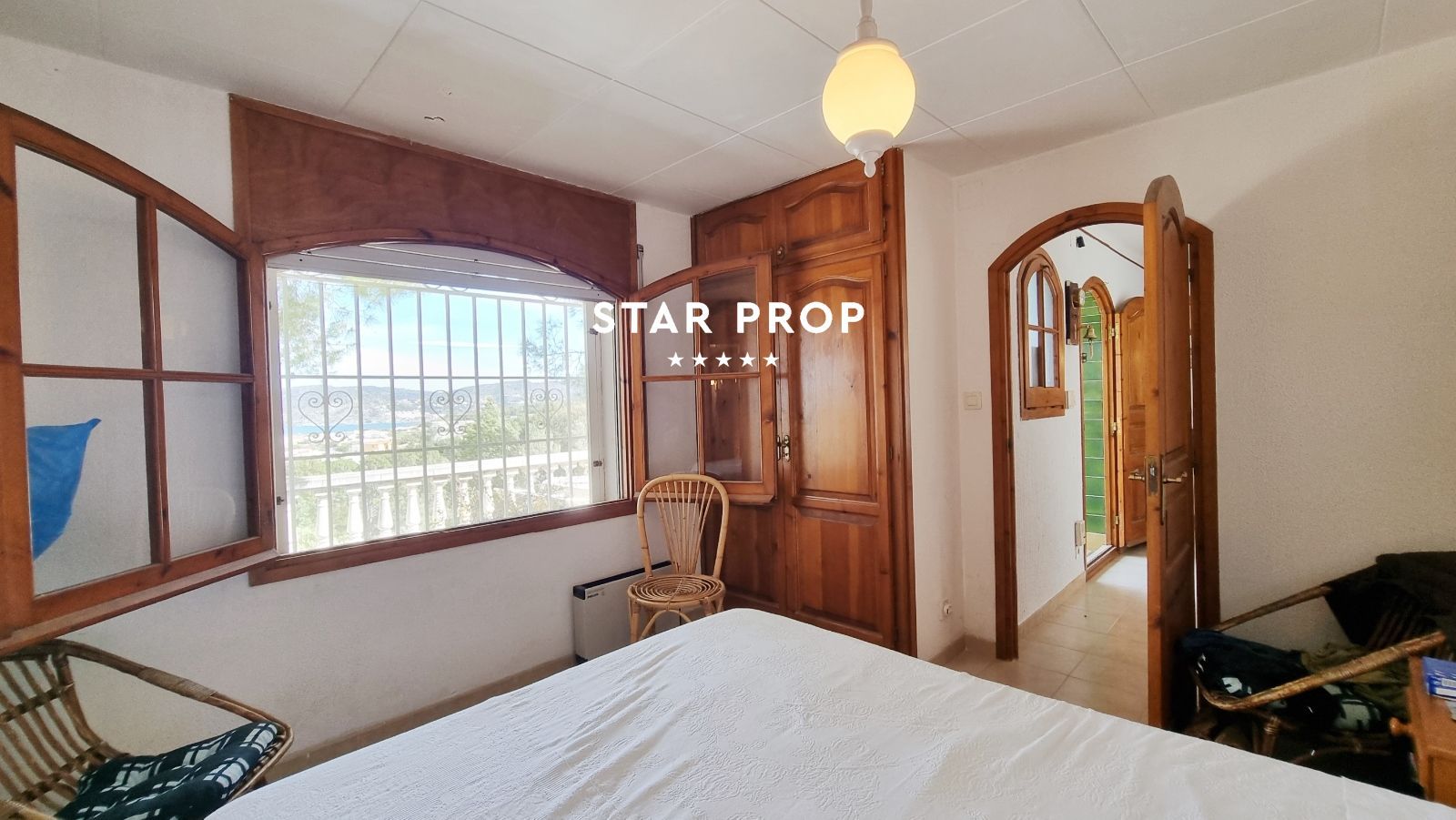 3 Bed, 2 Bath, HouseFor Sale, El Port de la Selva, Girona