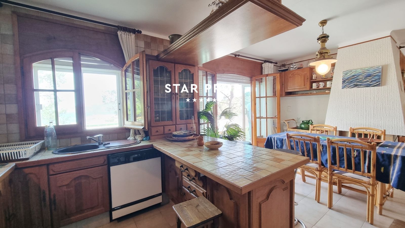 3 Bed, 2 Bath, HouseFor Sale, El Port de la Selva, Girona