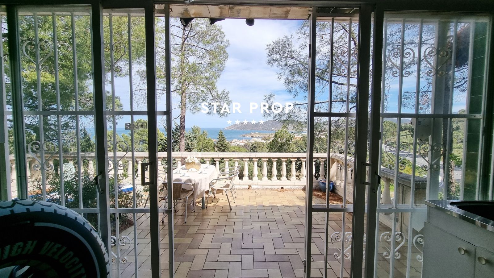 3 Bed, 2 Bath, HouseFor Sale, El Port de la Selva, Girona
