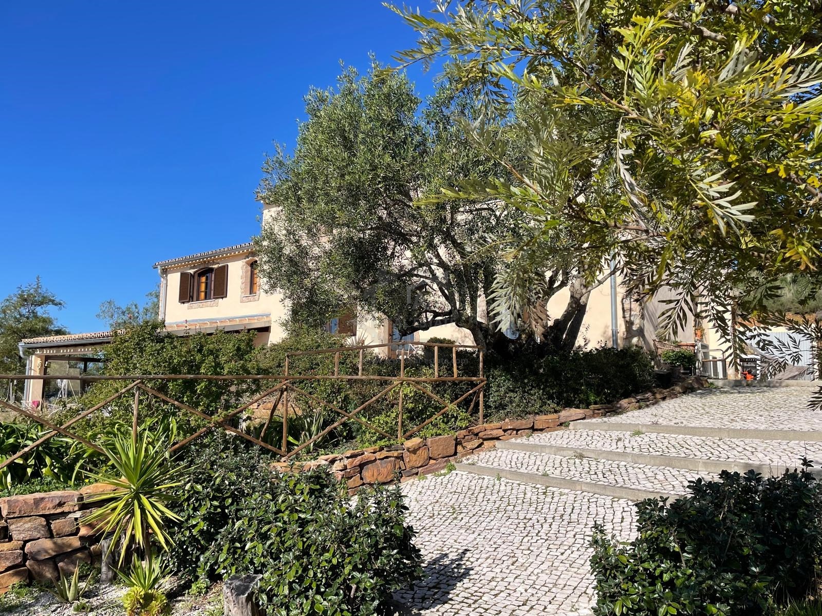 5 Bed, 5 Bath, HouseFor Sale, Loulé, Faro