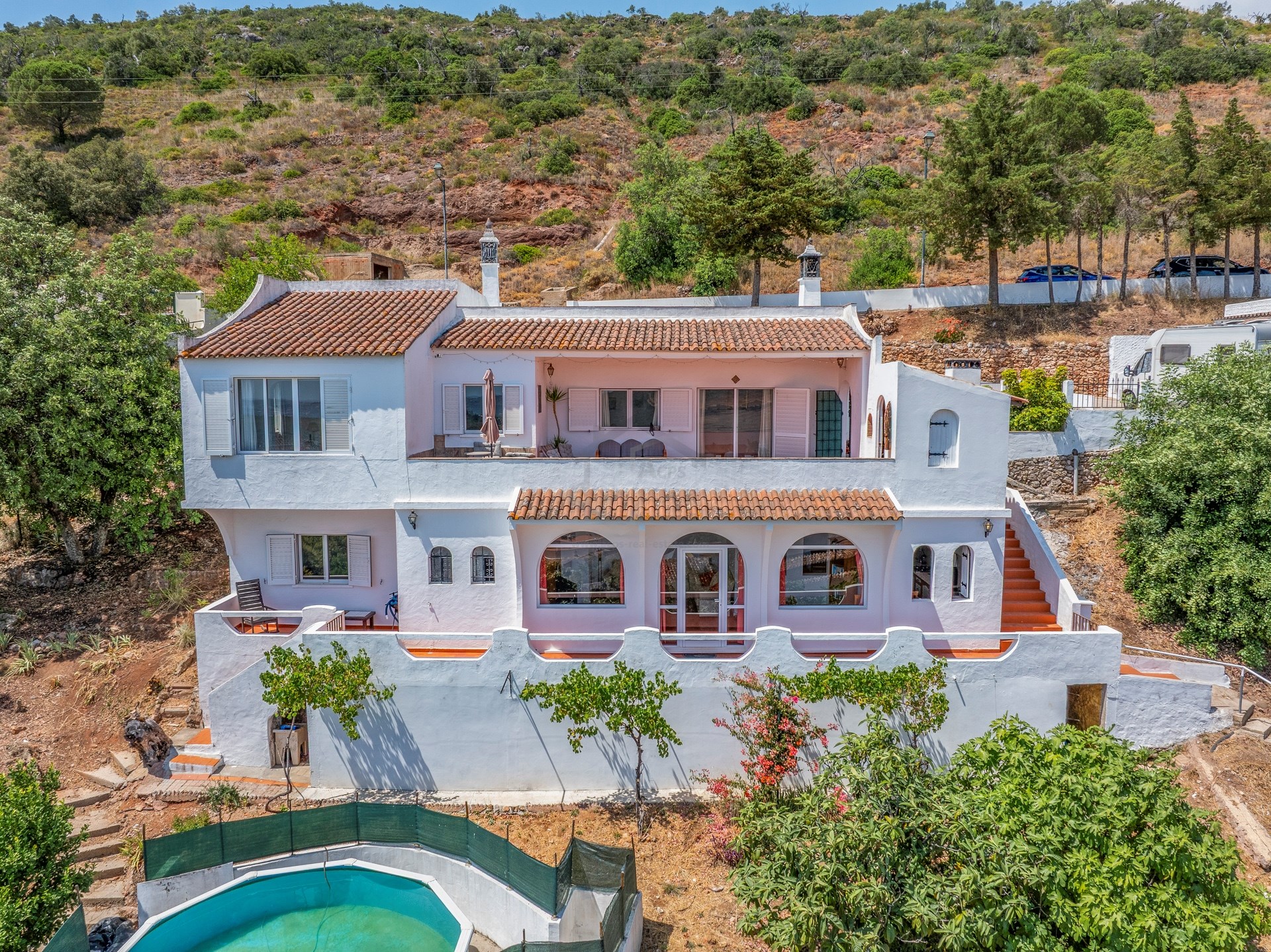 3 Bed, 2 Bath, HouseFor Sale, Loulé, Faro, 8100