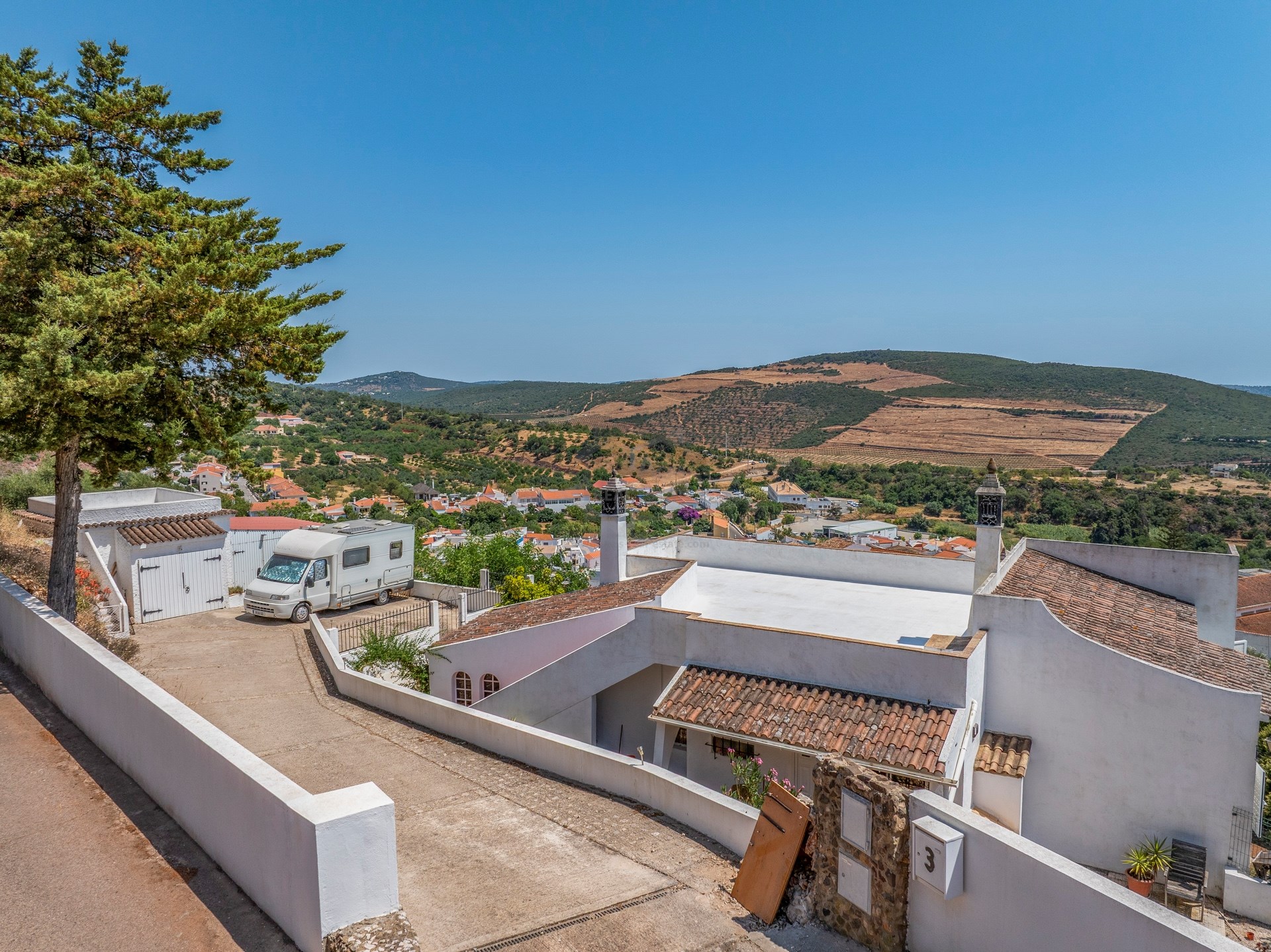 3 Bed, 2 Bath, HouseFor Sale, Loulé, Faro, 8100 3 Bed, 2 Bath, HouseFor Sale, Loulé, Faro, 8100