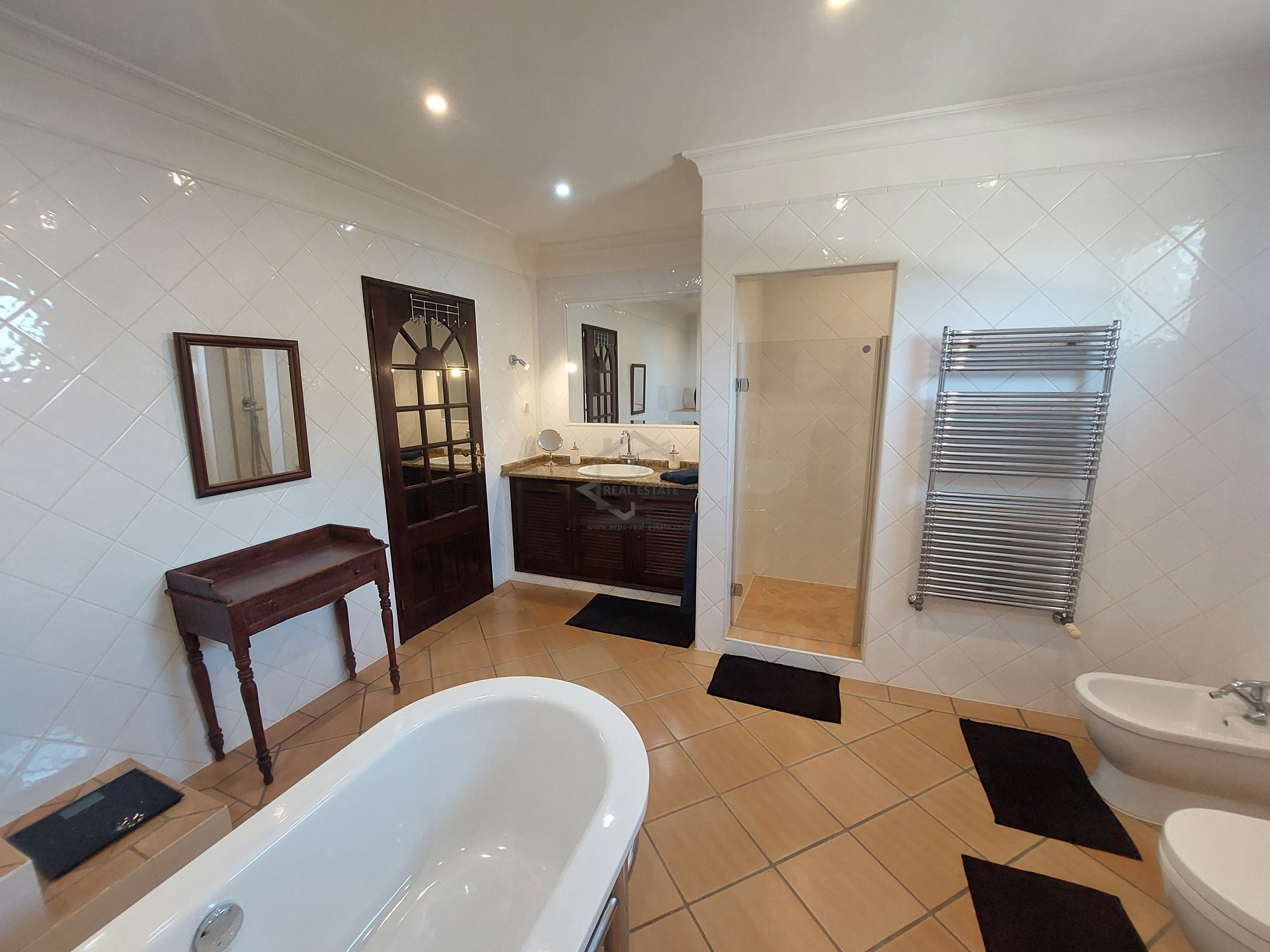 5 Bed, 6 Bath, HouseFor Sale, Loulé, Faro