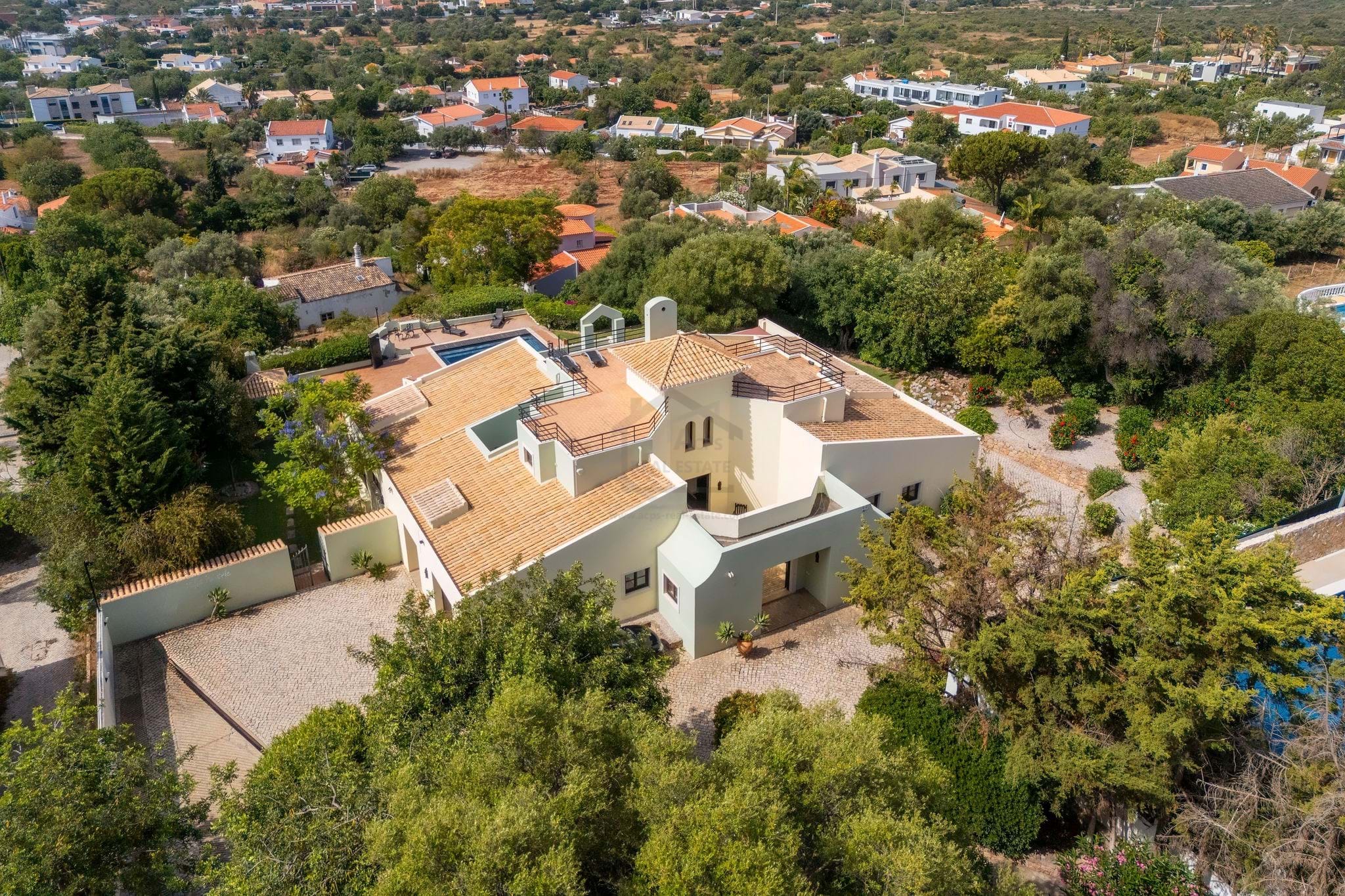 5 Bed, 6 Bath, HouseFor Sale, Loulé, Faro