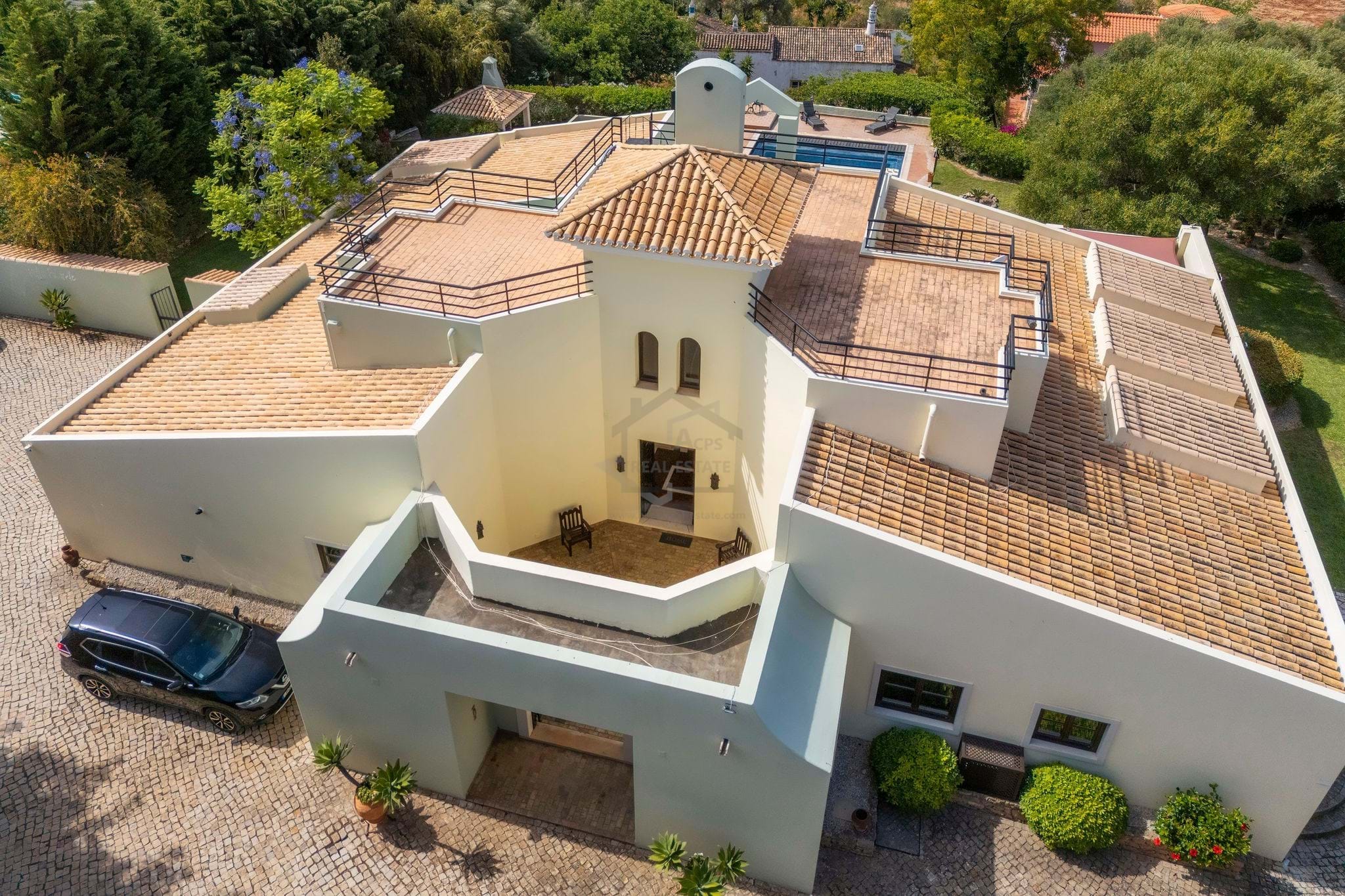 5 Bed, 6 Bath, HouseFor Sale, Loulé, Faro