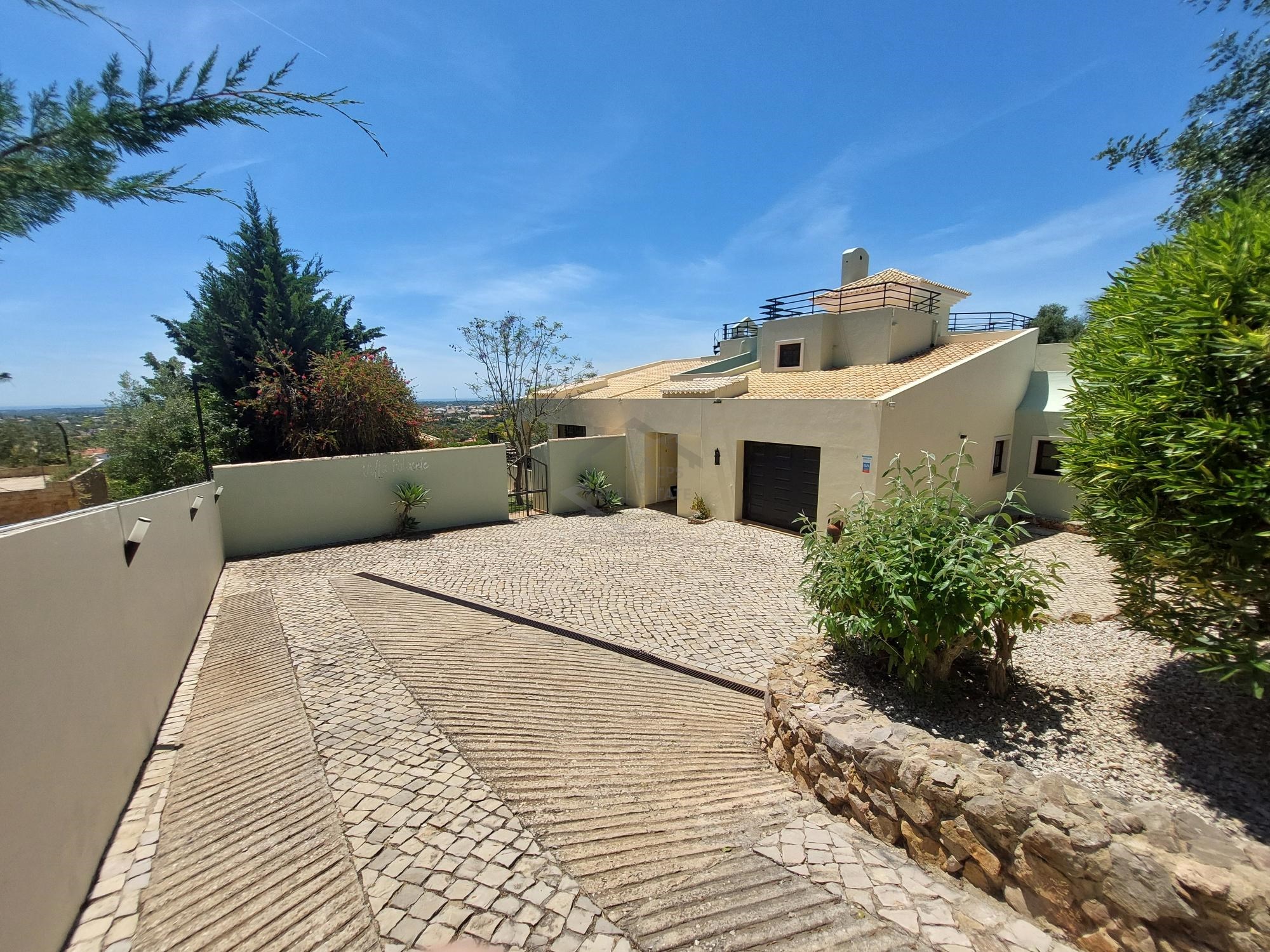 5 Bed, 6 Bath, HouseFor Sale, Loulé, Faro