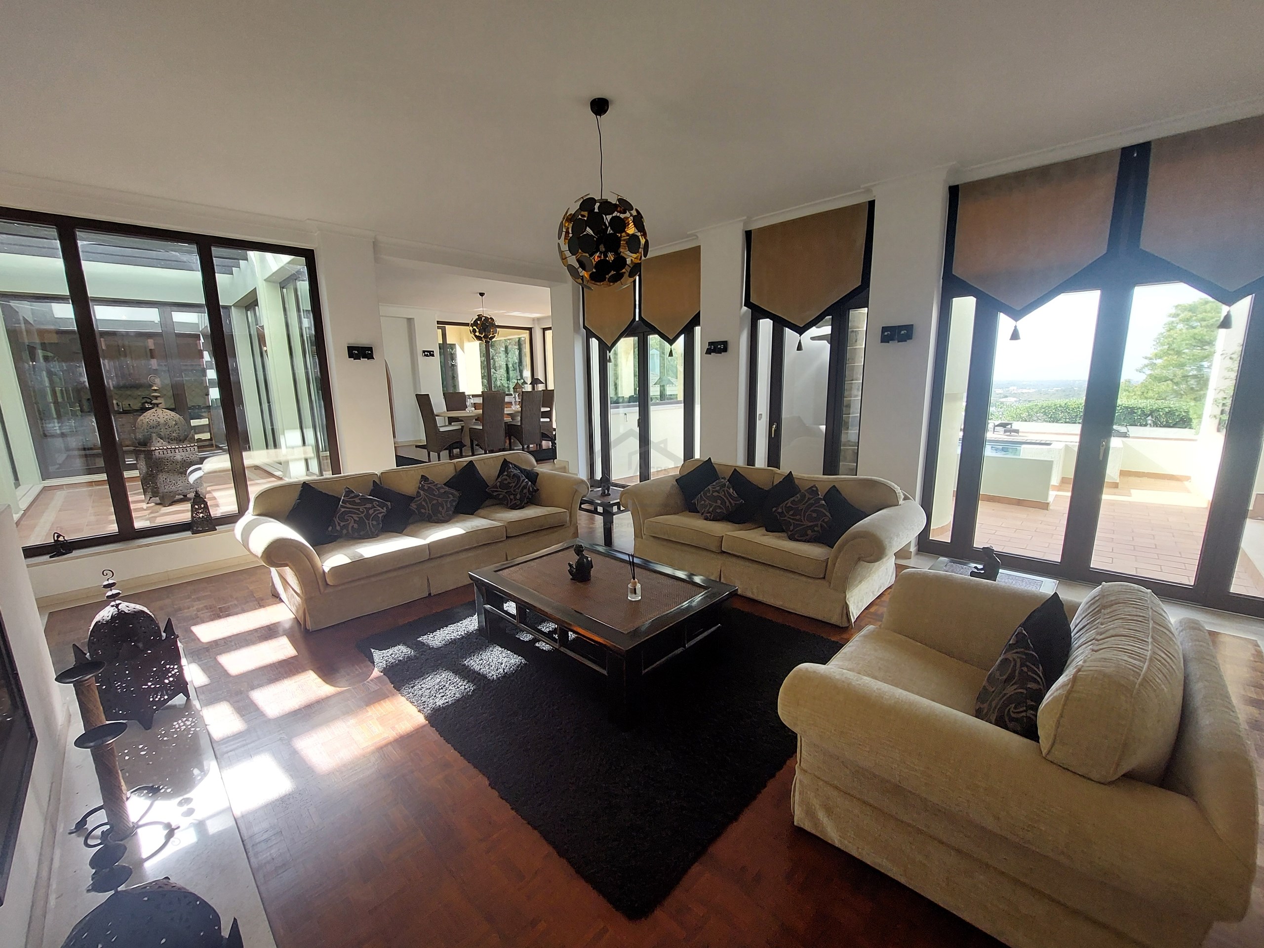 5 Bed, 6 Bath, HouseFor Sale, Loulé, Faro