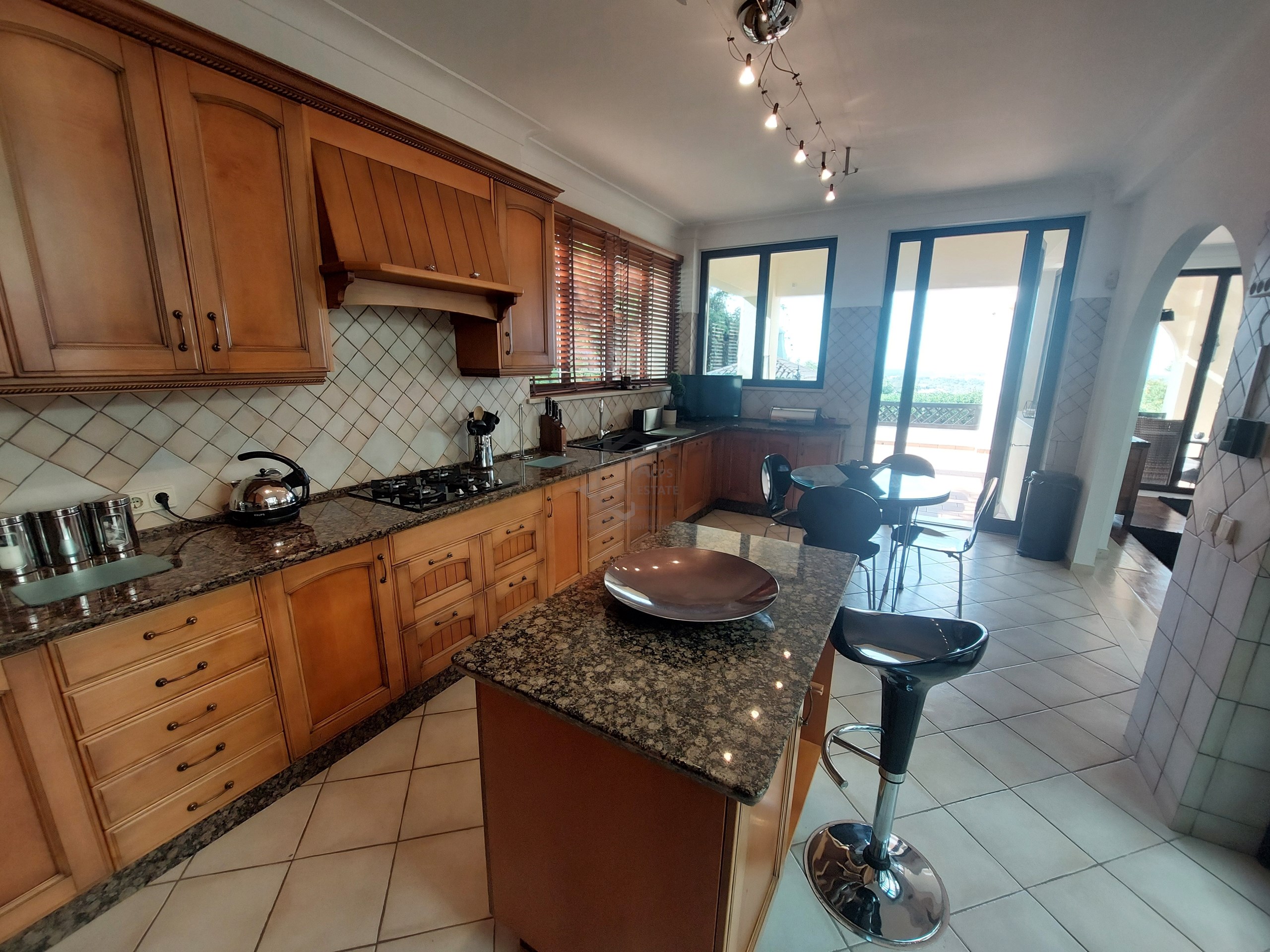 5 Bed, 6 Bath, HouseFor Sale, Loulé, Faro