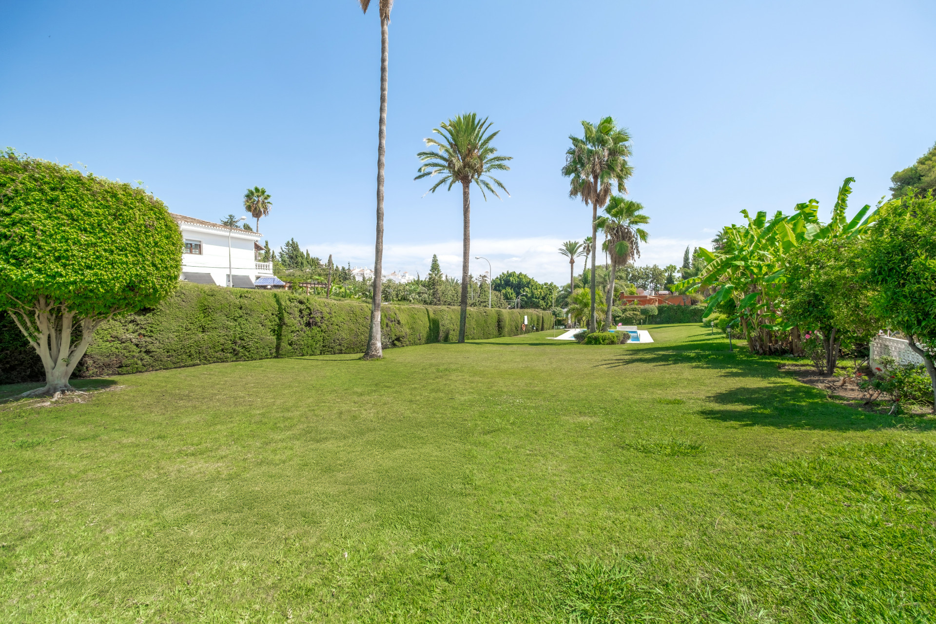 3 Bed, 2 Bath, ApartmentFor Sale, Marbella, Malaga