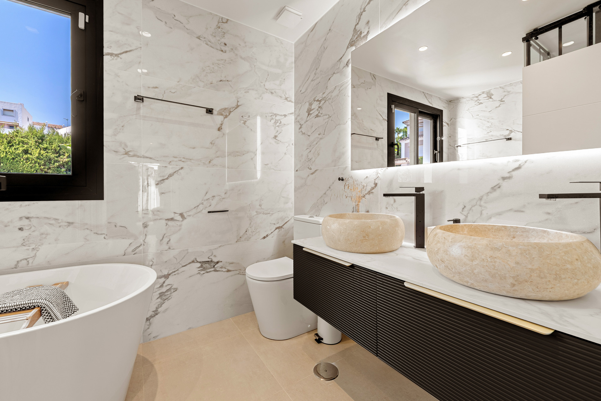 4 Bed, 3 Bath, HouseFor Sale, Marbella, Malaga