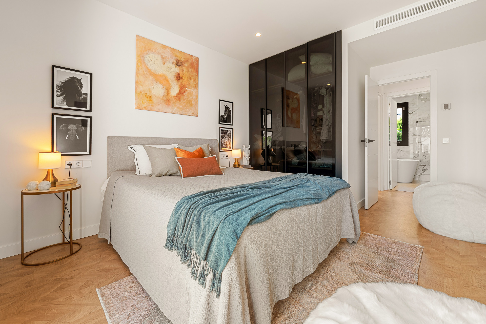 4 Bed, 3 Bath, HouseFor Sale, Marbella, Malaga