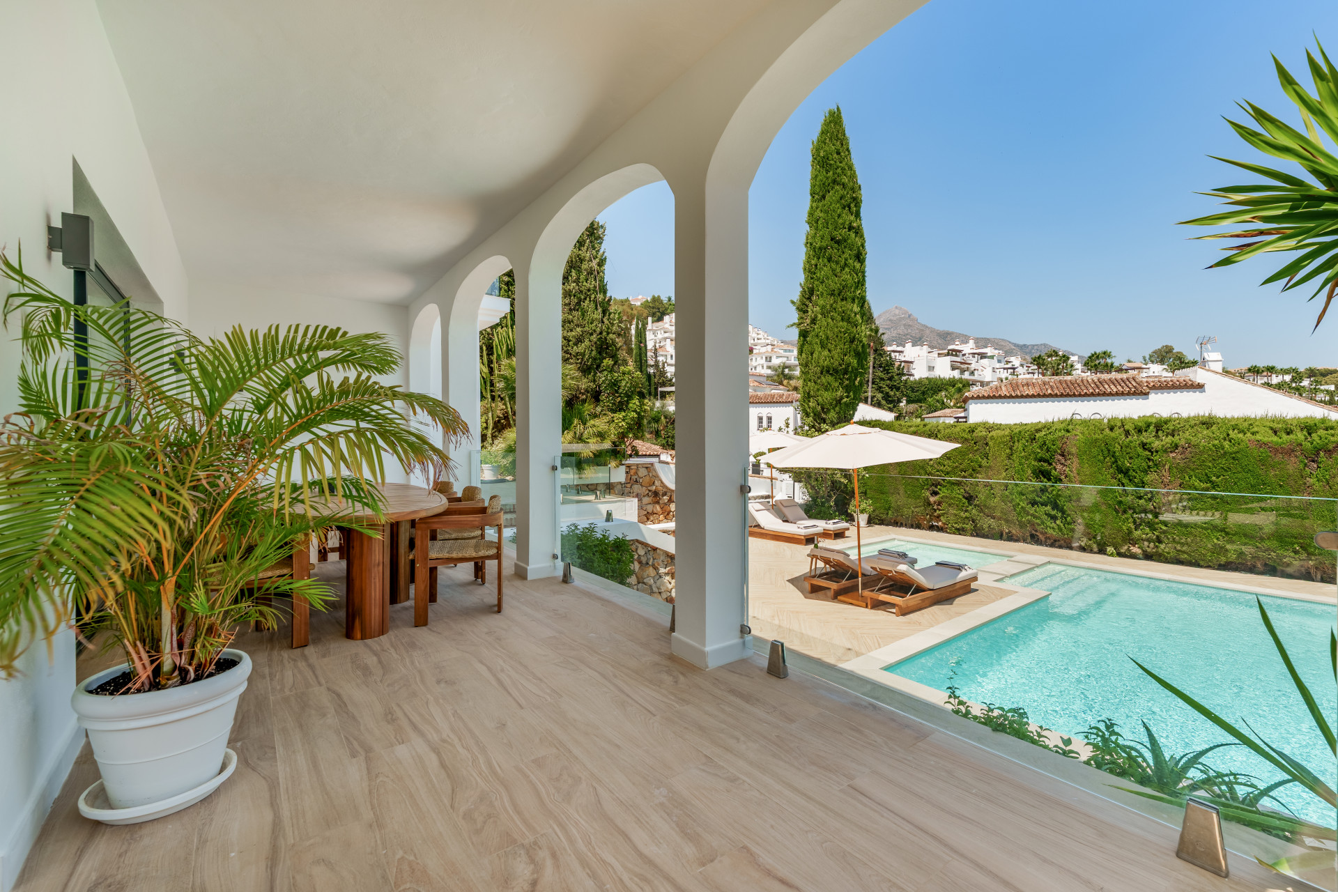 4 Bed, 3 Bath, HouseFor Sale, Marbella, Malaga