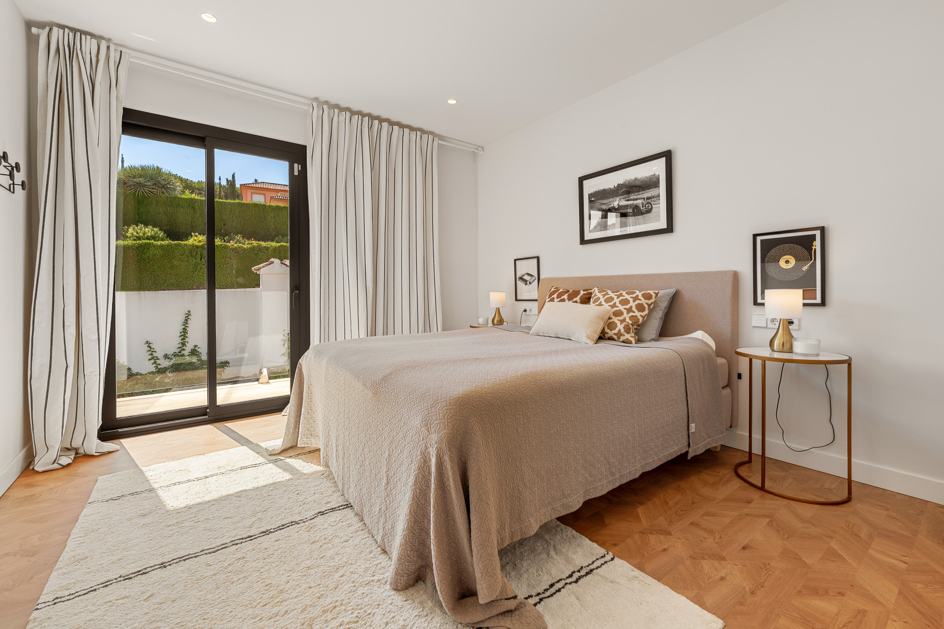 4 Bed, 3 Bath, HouseFor Sale, Marbella, Malaga