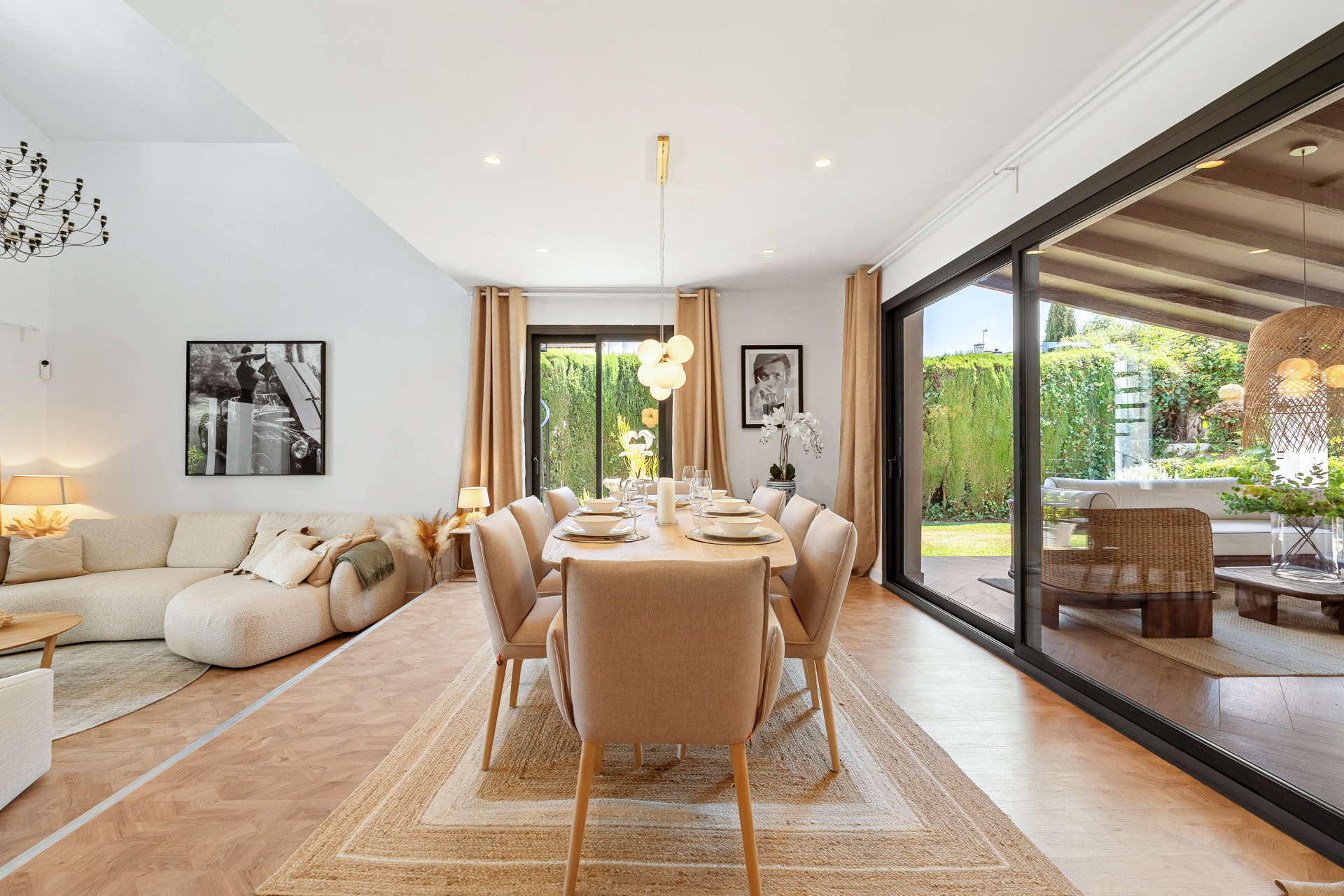 4 Bed, 3 Bath, HouseFor Sale, Marbella, Malaga