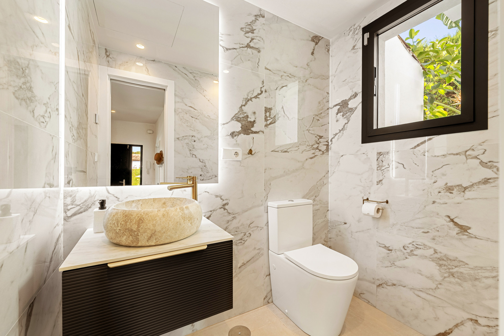 4 Bed, 3 Bath, HouseFor Sale, Marbella, Malaga