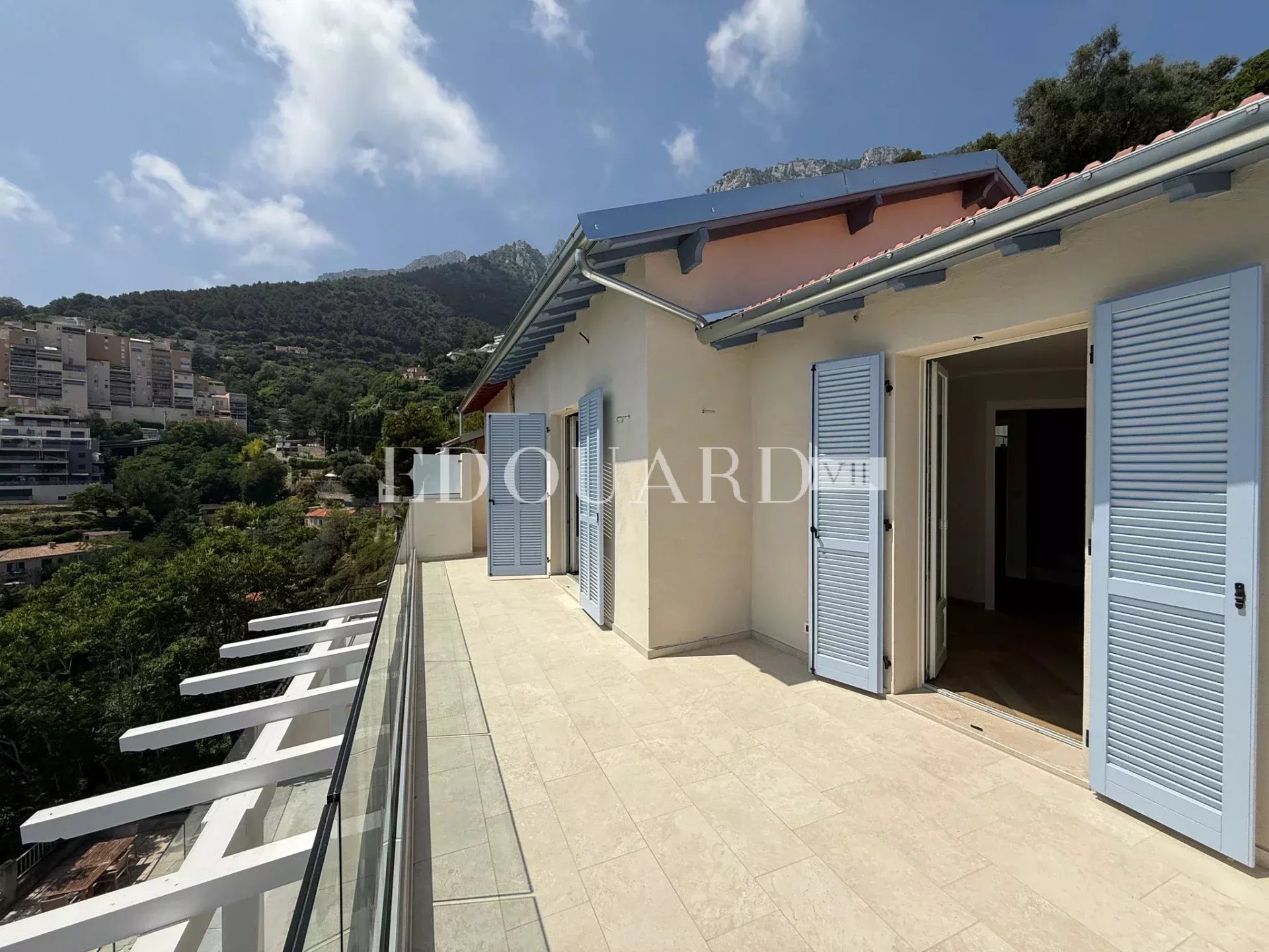 2 Bed, 1 Bath, ApartmentFor Sale, Roquebrune-Cap-Martin, Alpes-Maritimes