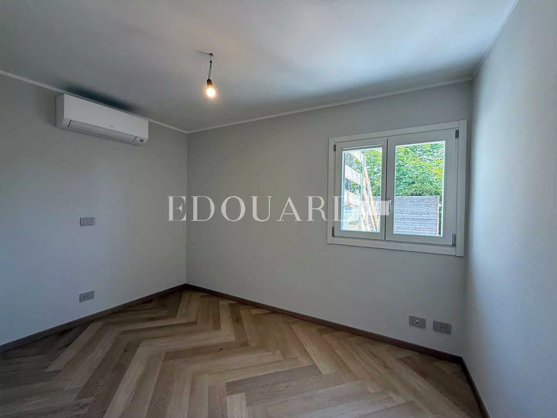 2 Bed, 1 Bath, ApartmentFor Sale, Roquebrune-Cap-Martin, Alpes-Maritimes