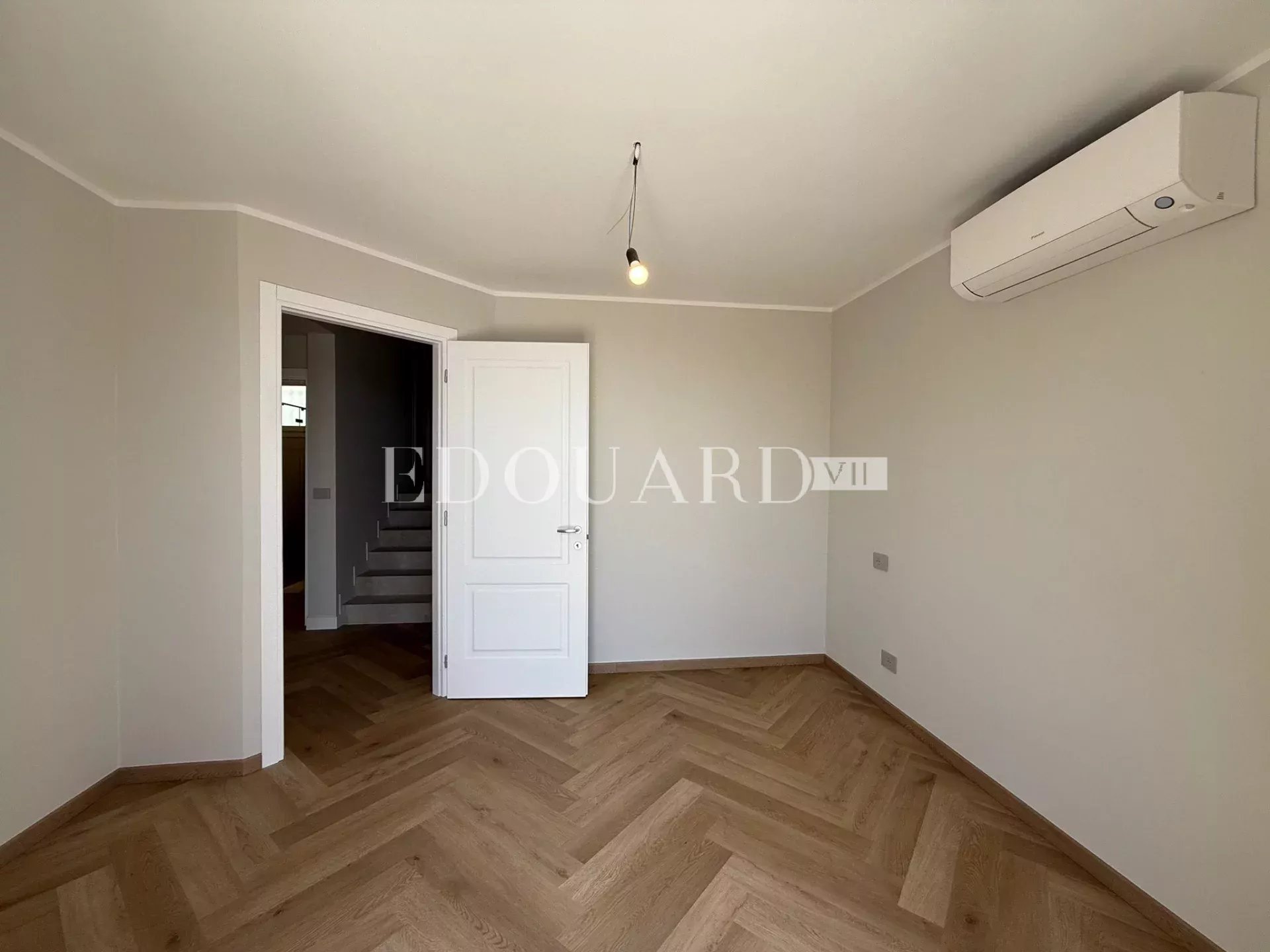 2 Bed, 1 Bath, ApartmentFor Sale, Roquebrune-Cap-Martin, Alpes-Maritimes