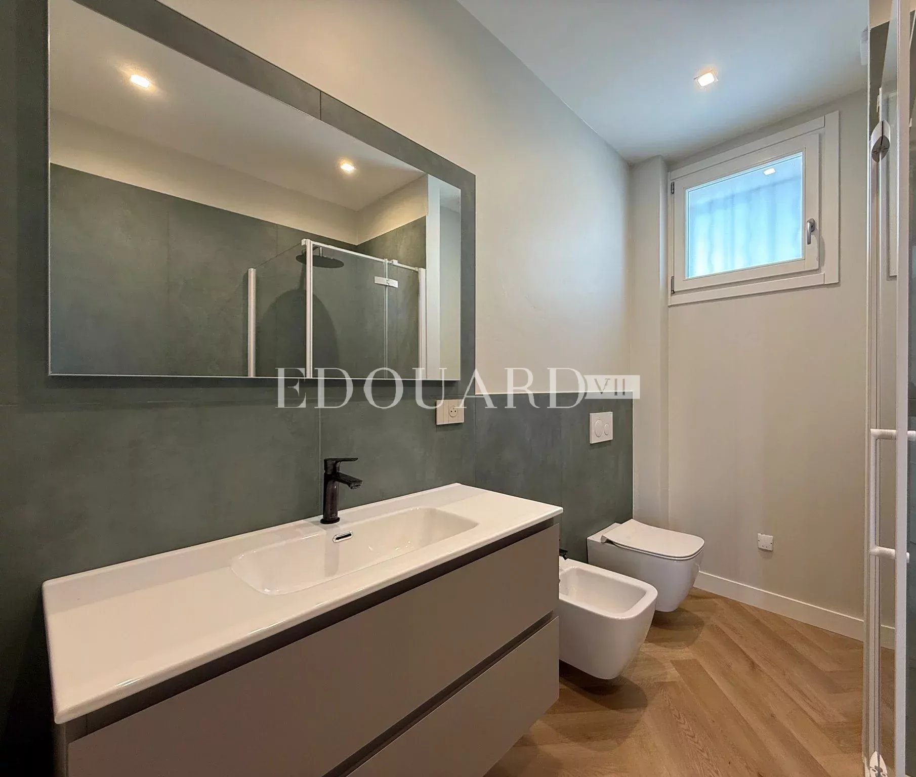 2 Bed, 1 Bath, ApartmentFor Sale, Roquebrune-Cap-Martin, Alpes-Maritimes