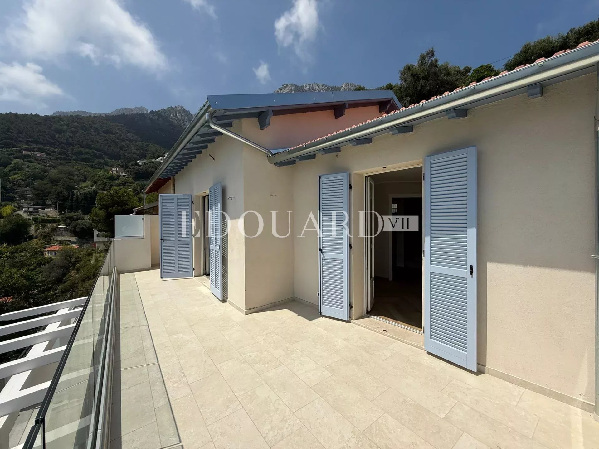 2 Bed, 1 Bath, ApartmentFor Sale, Roquebrune-Cap-Martin, Alpes-Maritimes