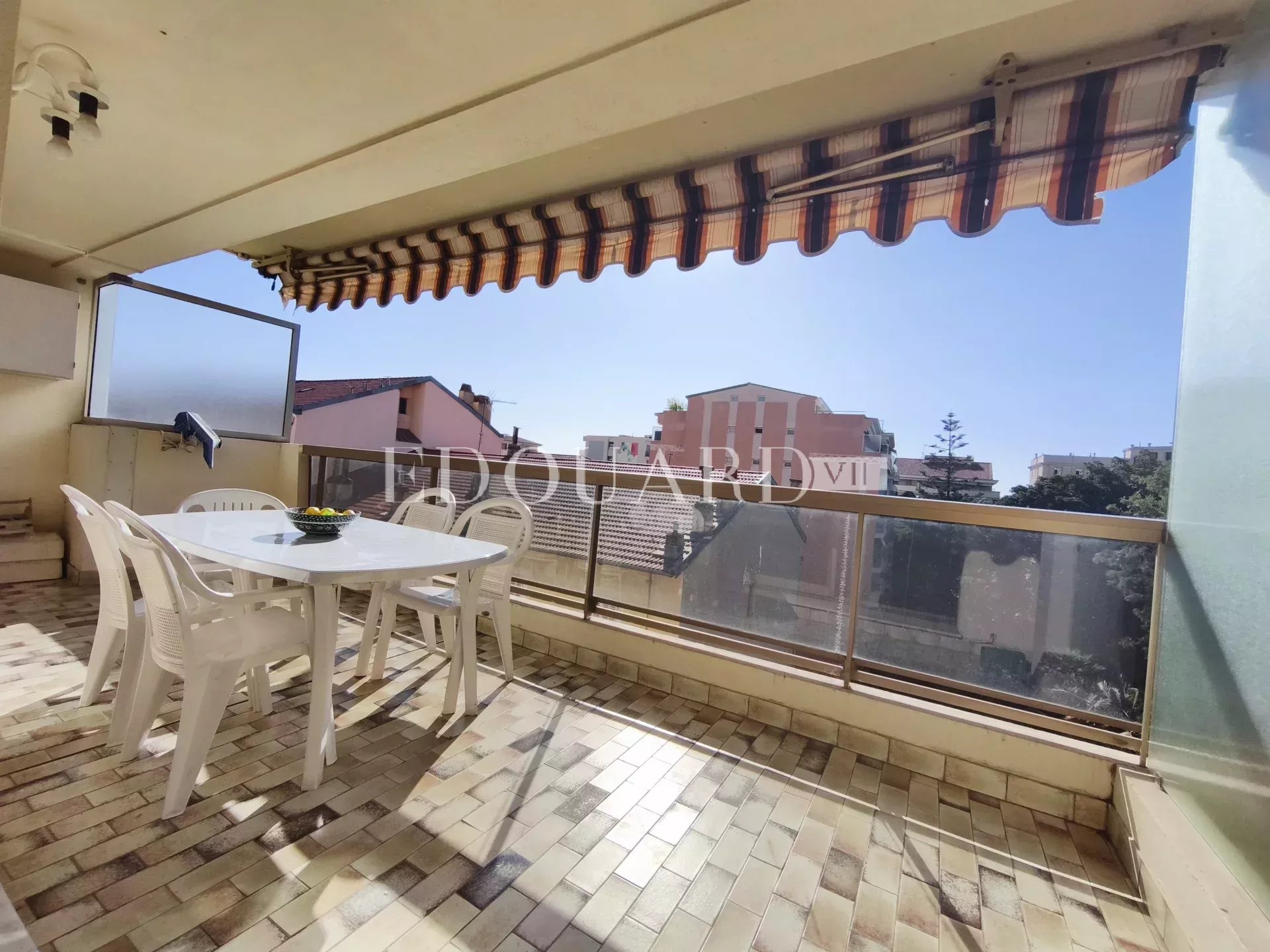 2 Bed, 1 Bath, ApartmentFor Sale, Menton, Alpes-Maritimes