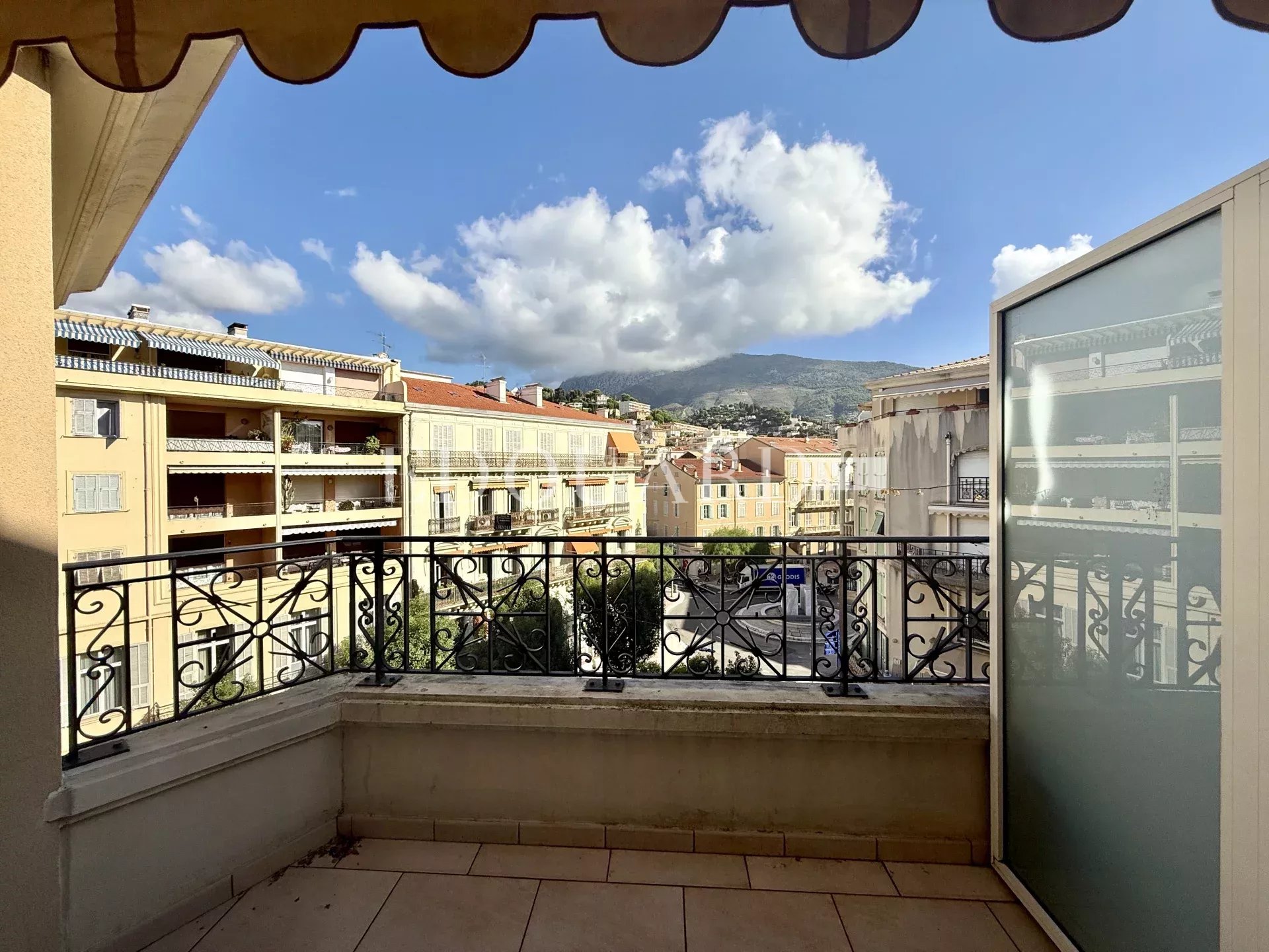 1 Bed, 1 Bath, ApartmentFor Sale, Menton, Alpes-Maritimes