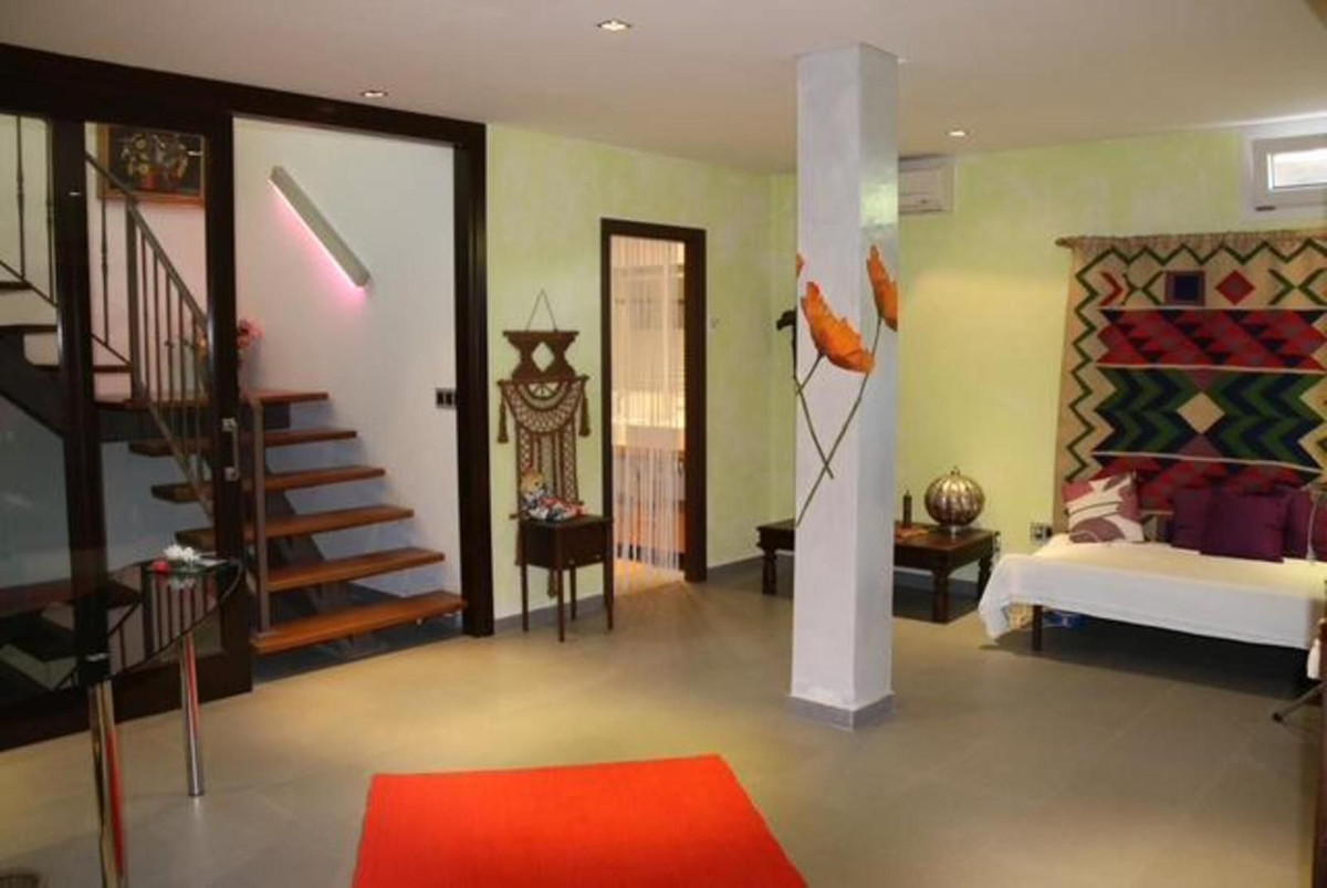 5 Bed, 5 Bath, HouseFor Sale, Benahavis, Malaga 5 Bed, 5 Bath, HouseFor Sale, Benahavis, Malaga