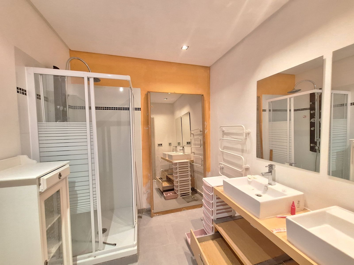 5 Bed, 5 Bath, HouseFor Sale, Benahavis, Malaga 5 Bed, 5 Bath, HouseFor Sale, Benahavis, Malaga
