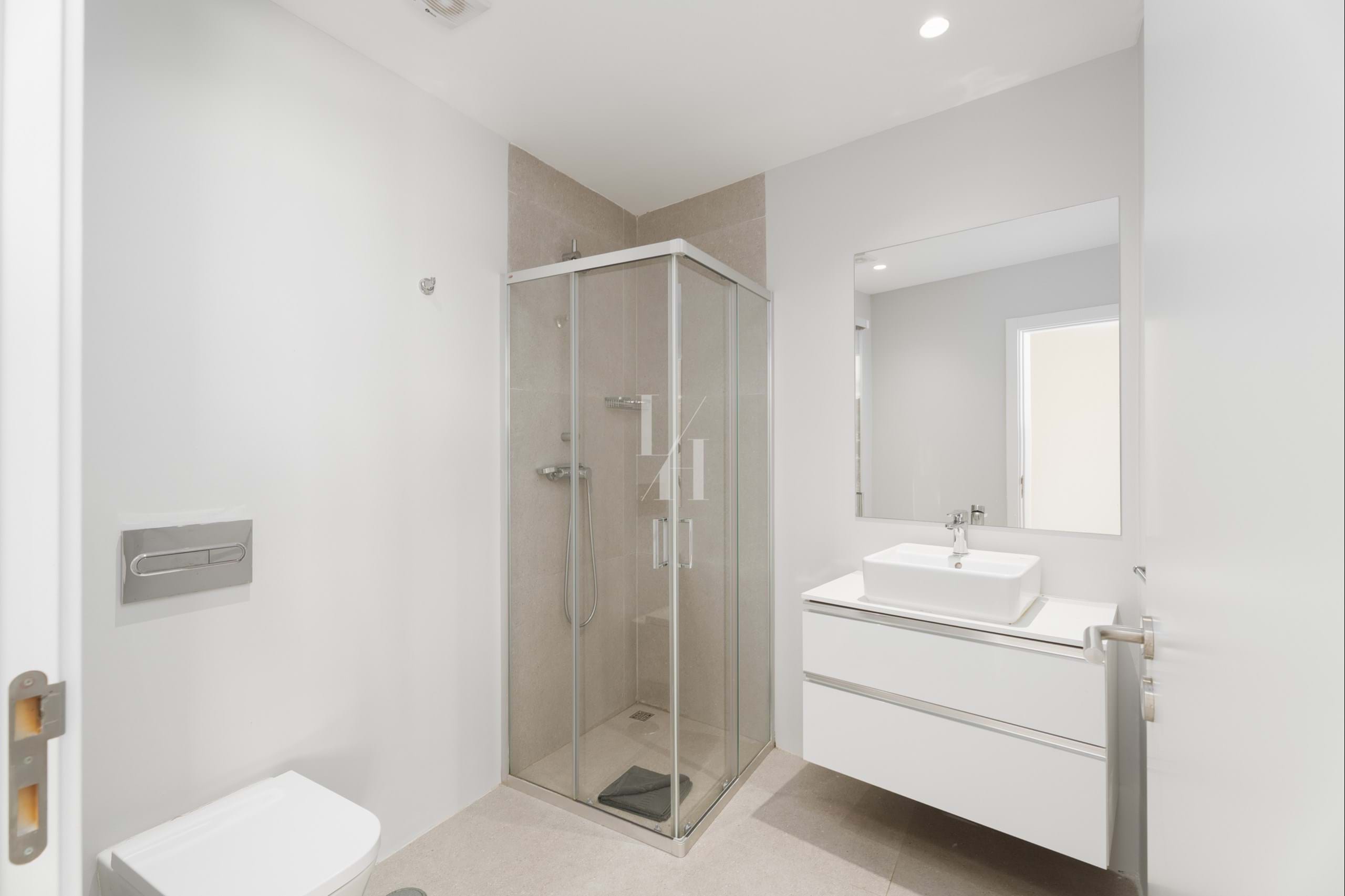 3 Bed, 2 Bath, ApartmentFor Sale, Olhos de Água, Albufeira, Faro, 8200-184