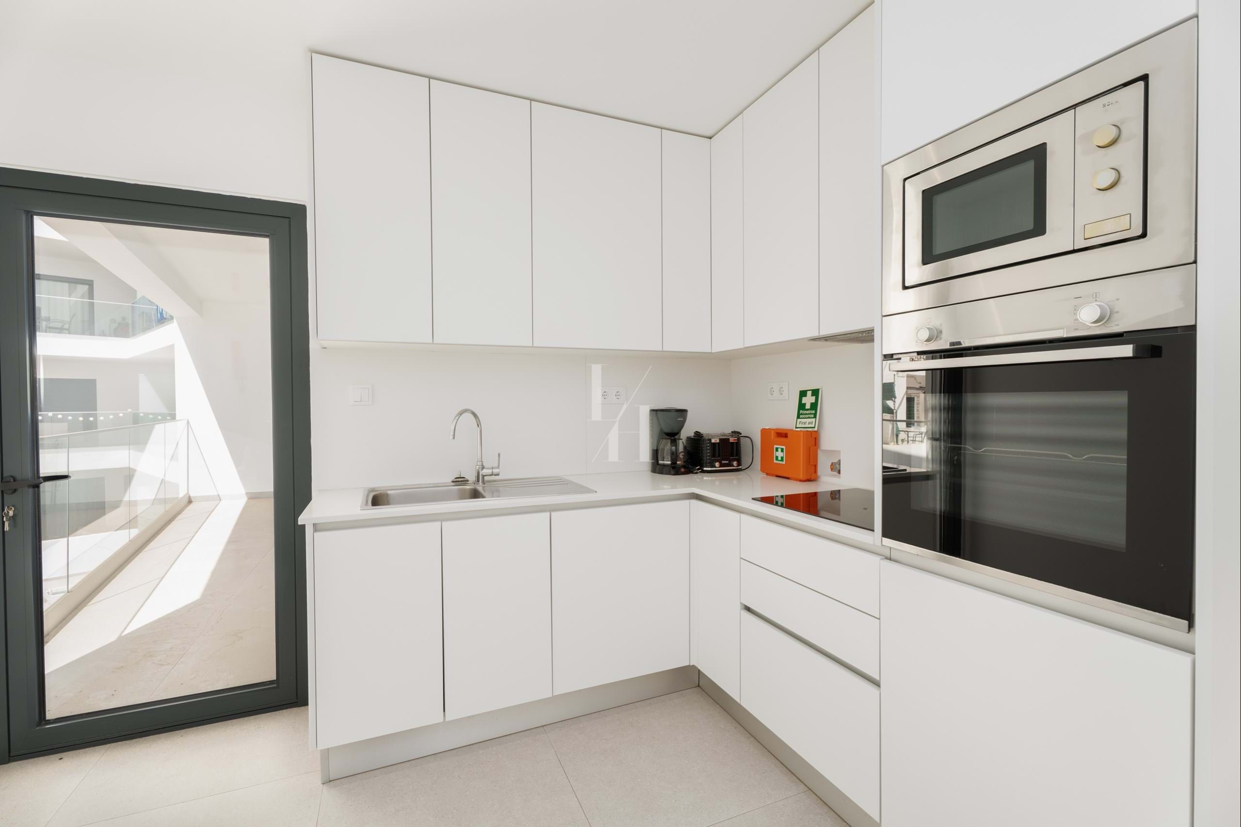 3 Bed, 2 Bath, ApartmentFor Sale, Olhos de Água, Albufeira, Faro, 8200-184