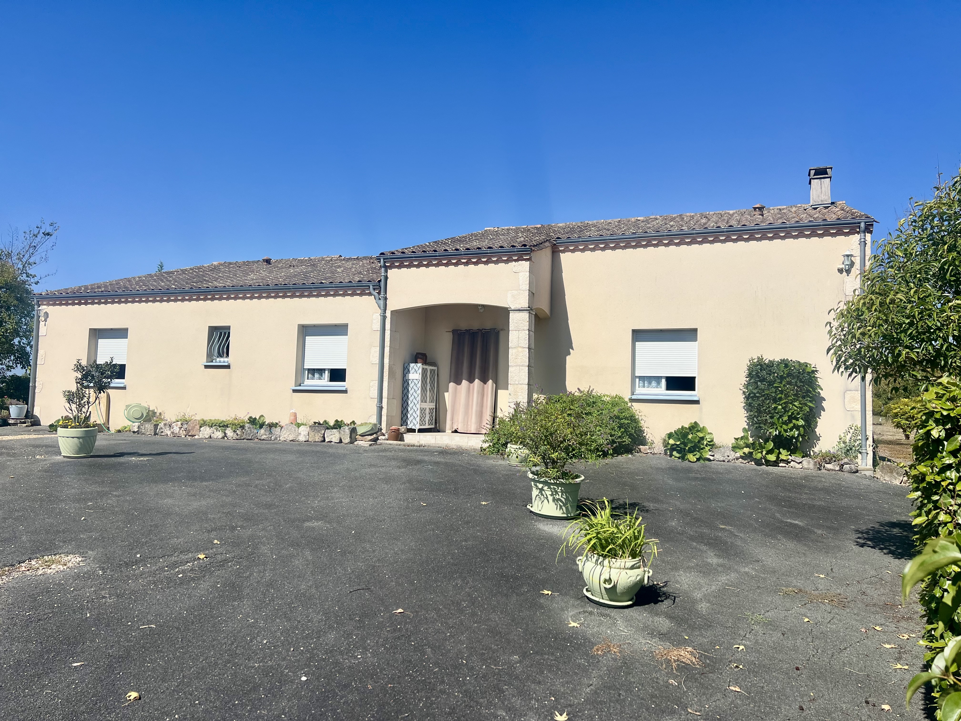 3 Bed, 3 Bath, HouseFor Sale, Villereal, Lot-et-Garonne, Aquitaine, 47210