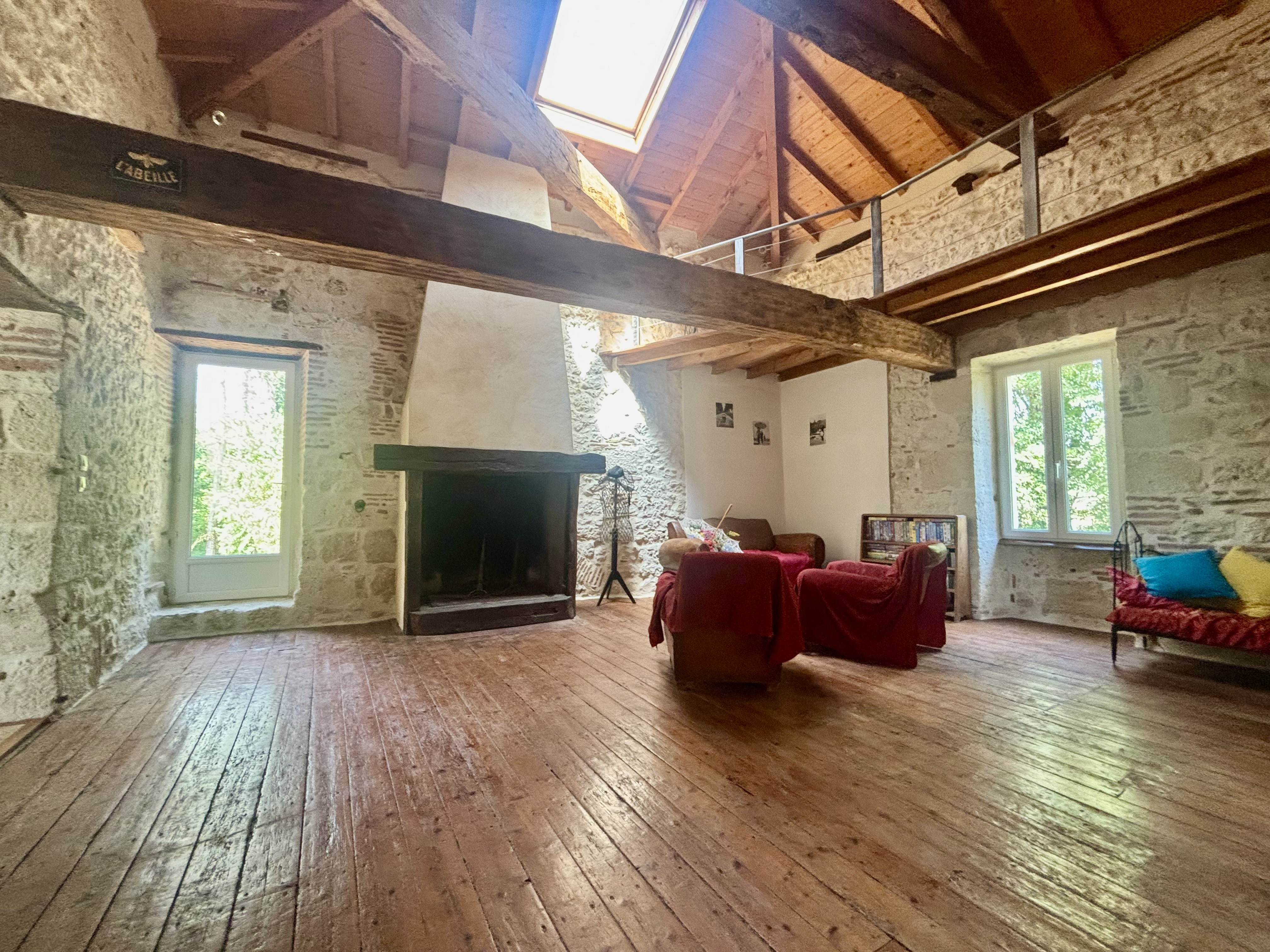 6 Bed, 1 Bath, HouseFor Sale, Pont Du Casse, Lot-et-Garonne, Aquitaine, 47480