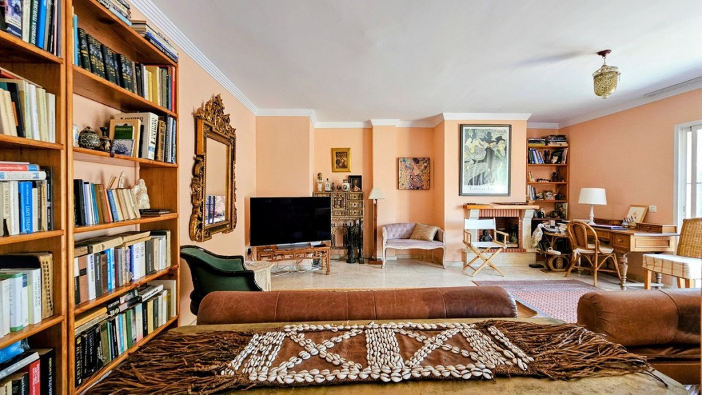 2 Bed, 2 Bath, ApartmentFor Sale, Elviria, Malaga