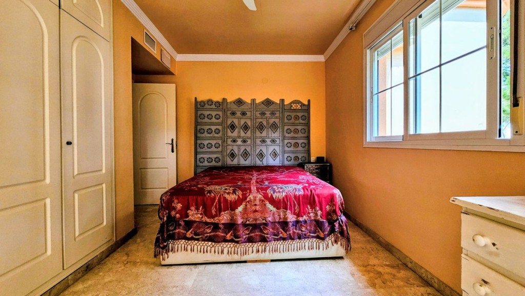 2 Bed, 2 Bath, ApartmentFor Sale, Elviria, Malaga