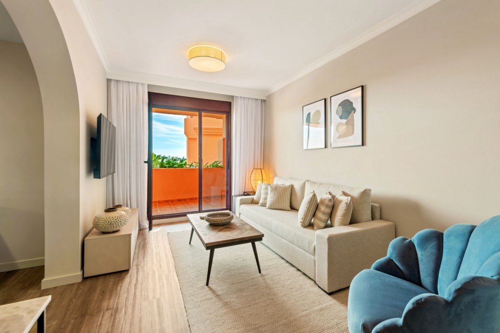 1 Bed, 1 Bath, ApartmentFor Sale, Benahavis, Malaga