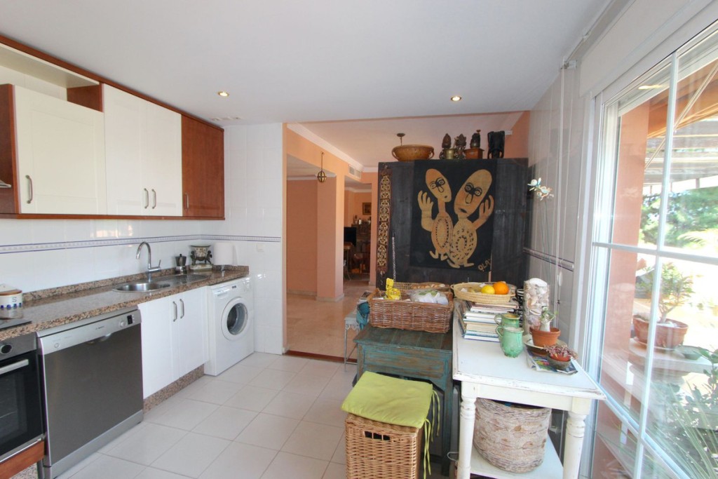 2 Bed, 2 Bath, ApartmentFor Sale, Elviria, Malaga